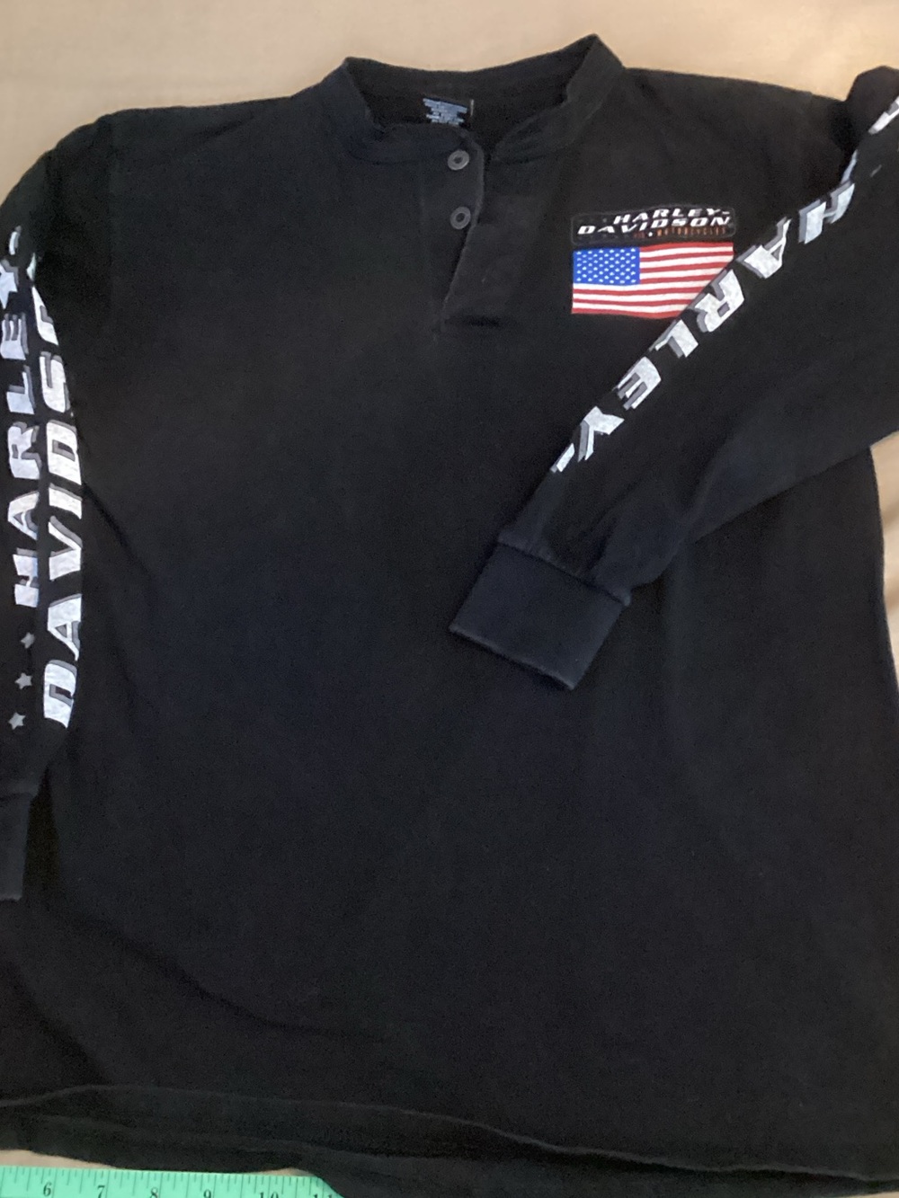 EUC Harley-Davidson Black Long Sleeve Henley with American Flag
